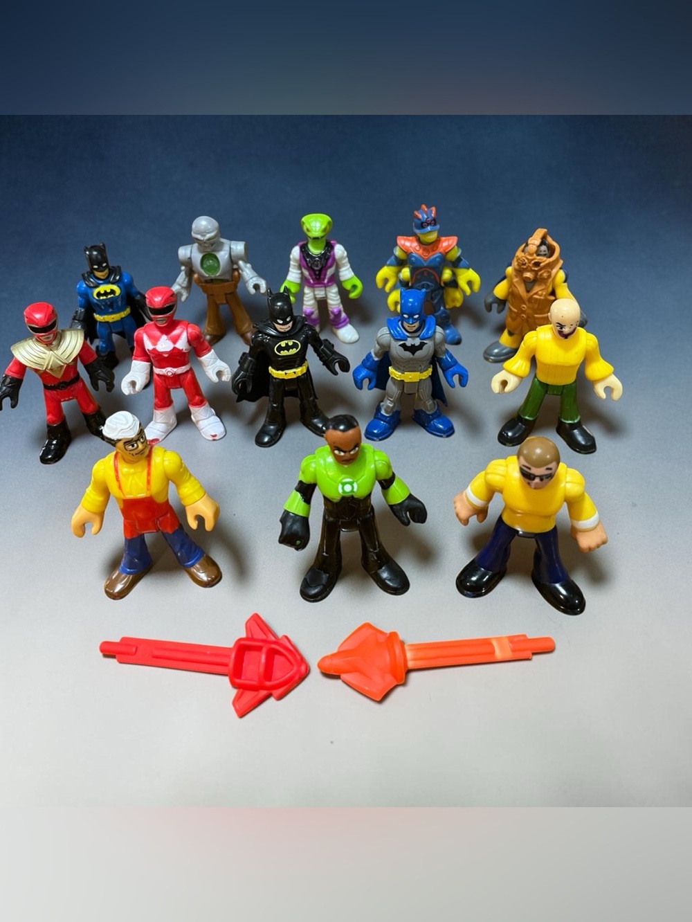 Lot of 13 Imaginext DC action figures
